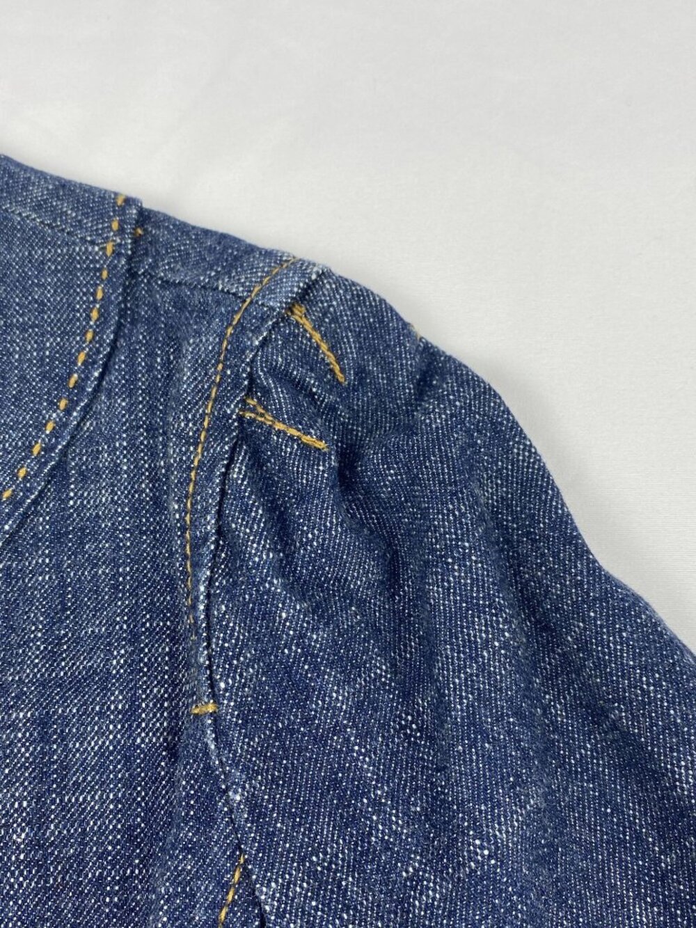 Ann Taylor Loft Denim Cropped Fitted Jacket Women’s Size 0 Button Cuff - Picture 9 of 10